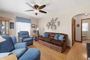 3929 S 56th St, Milwaukee, WI 53220 - Photo 7