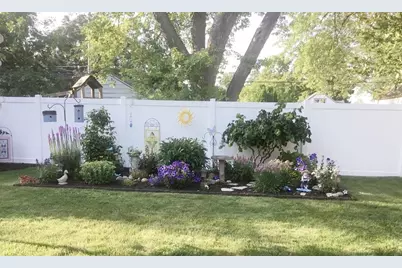 3929 S 56th St, Milwaukee, WI 53220 - Photo 5