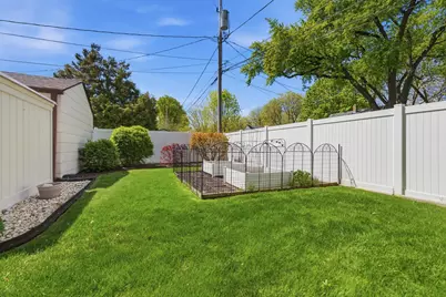 3929 S 56th St, Milwaukee, WI 53220 - Photo 33