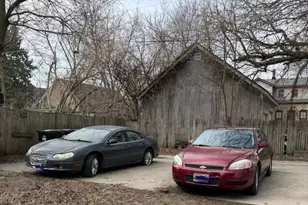 1840 N Wisconsin St, Racine, WI 53402 - Photo 9