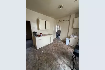 1840 N Wisconsin St, Racine, WI 53402 - Photo 13