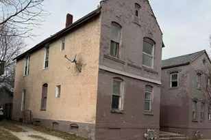 1840 N Wisconsin St, Racine, WI 53402 - Photo 3
