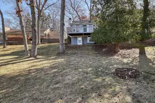 3513 Ridge Dr, Delafield, WI 53029 - Photo 5
