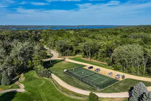 225 Waubun Dr, Fontana, WI 53125 - Photo 37