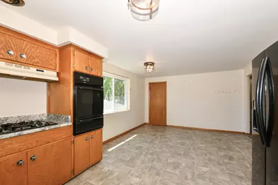 5017 N 125th St #5019, Butler, WI 53007 - Photo 17