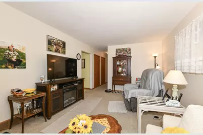 5017 N 125th St #5019, Butler, WI 53007 - Photo 3
