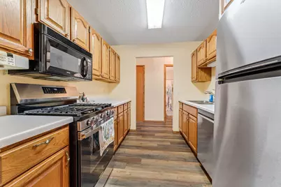 813  Sprague St #2, Caledonia, MN 55921 - Photo 5