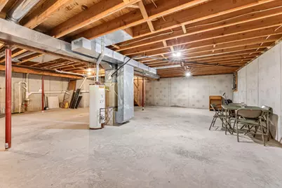 813  Sprague St #2, Caledonia, MN 55921 - Photo 15