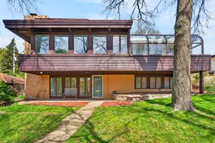 316 Oxford Rd, Waukesha, WI 53186 - Photo 3