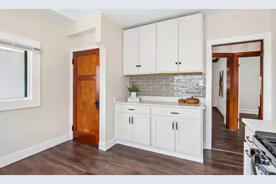1532 N 58th St, Milwaukee, WI 53208 - Photo 13