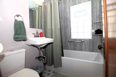 2513 N 57th St #2515, Milwaukee, WI 53210 - Photo 13