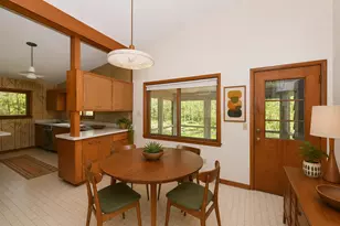 4108 W Woodward Dr, Franklin, WI 53132 - Photo 9
