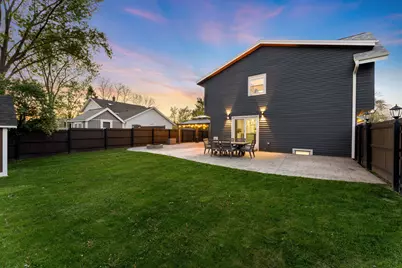 10541 S McGraw Dr, Oak Creek, WI 53154 - Photo 35
