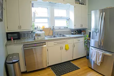 5526 W Wells St, Milwaukee, WI 53208 - Photo 9