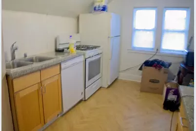5526 W Wells St, Milwaukee, WI 53208 - Photo 17
