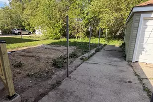 4706 N 57th St, Milwaukee, WI 53218 - Photo 5