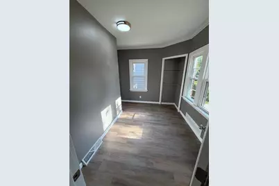 4706 N 57th St, Milwaukee, WI 53218 - Photo 9