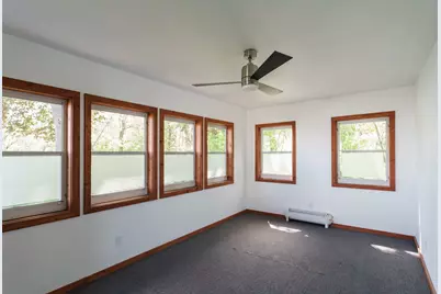 258  15th St, Fond du Lac, WI 54935 - Photo 5