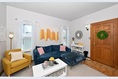 2440 S Wentworth Ave, Milwaukee, WI 53207 - Photo 3