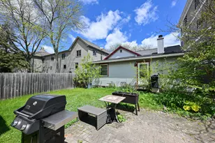 2440 S Wentworth Ave, Milwaukee, WI 53207 - Photo 19