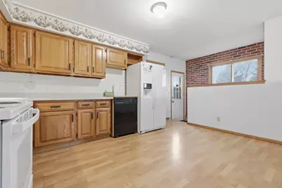 5419  Marboro Dr, Racine, WI 53406 - Photo 9
