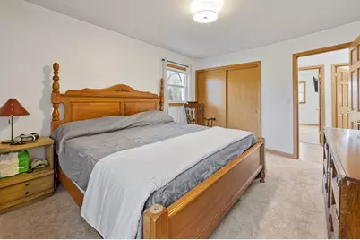 16500  Willow Ridge Ln, Brookfield, WI 53005 - Photo 17
