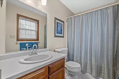 8450 S Heritage Ct, Oak Creek, WI 53154 - Photo 27