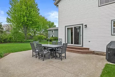 8450 S Heritage Ct, Oak Creek, WI 53154 - Photo 39