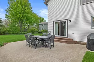 8450 S Heritage Ct, Oak Creek, WI 53154 - Photo 39