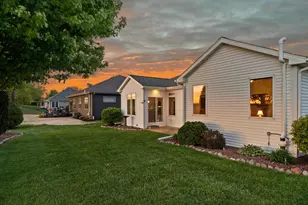 202 Meadow Ct, Delavan, WI 53115 - Photo 29