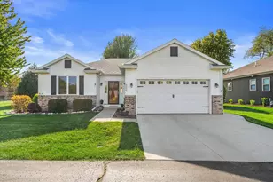 202 Meadow Ct, Delavan, WI 53115 - Photo 35