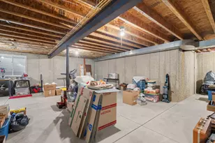 202 Meadow Ct, Delavan, WI 53115 - Photo 23