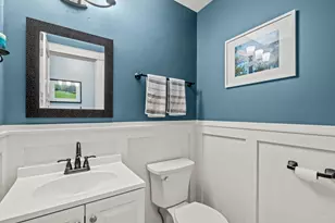2401 W Manchester Ave, Milwaukee, WI 53221 - Photo 9