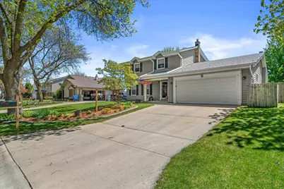 2401 W Manchester Ave, Milwaukee, WI 53221 - Photo 33