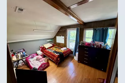 3200 W Pierce St, Milwaukee, WI 53215 - Photo 9