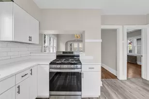1108 S 65th St, West Allis, WI 53214 - Photo 23