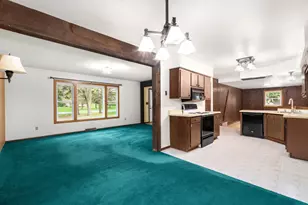 3013 El Camino Dr, Jackson, WI 53012 - Photo 9