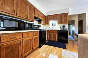 6440 S Crabapple Ct, Oak Creek, WI 53154 - Photo 21