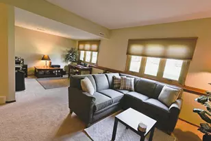 6440 S Crabapple Ct, Oak Creek, WI 53154 - Photo 25