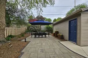 2456 N 82nd St, Wauwatosa, WI 53213 - Photo 13