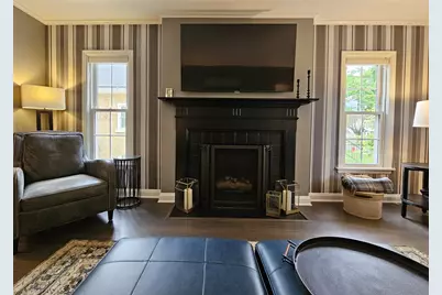 2456 N 82nd St, Wauwatosa, WI 53213 - Photo 25