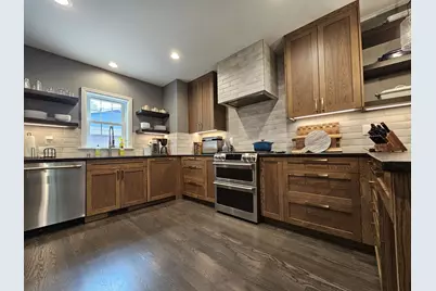 2456 N 82nd St, Wauwatosa, WI 53213 - Photo 33