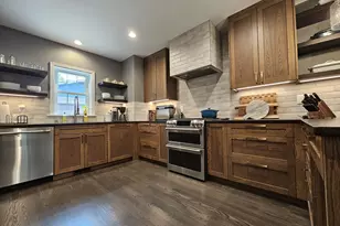 2456 N 82nd St, Wauwatosa, WI 53213 - Photo 33