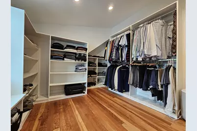 2456 N 82nd St, Wauwatosa, WI 53213 - Photo 57
