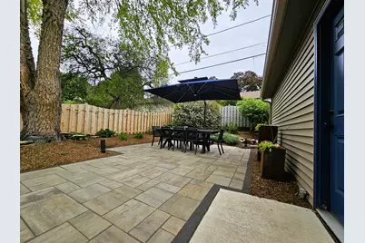 2456 N 82nd St, Wauwatosa, WI 53213 - Photo 15