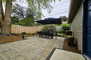 2456 N 82nd St, Wauwatosa, WI 53213 - Photo 15