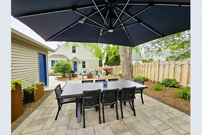 2456 N 82nd St, Wauwatosa, WI 53213 - Photo 17