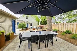 2456 N 82nd St, Wauwatosa, WI 53213 - Photo 17