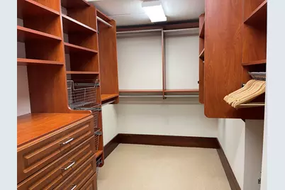 1522 N Prospect Ave #1804, Milwaukee, WI 53202 - Photo 31