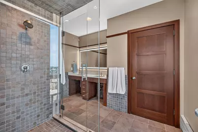 1522 N Prospect Ave #1804, Milwaukee, WI 53202 - Photo 37